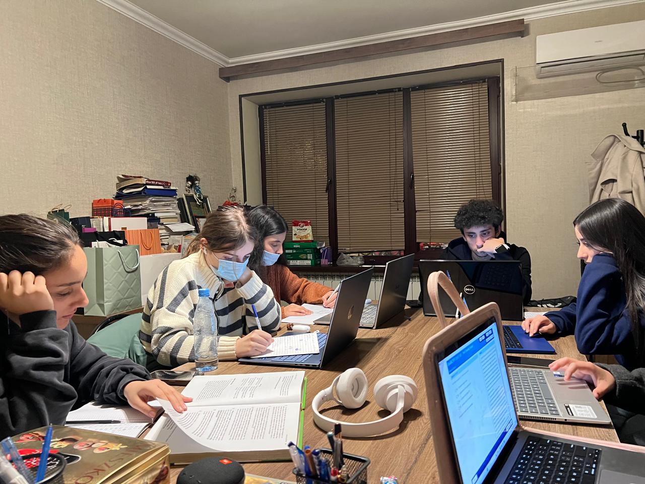 TOEFL speaking and writing prep group photo from above